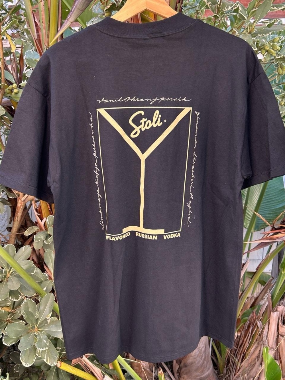 Vintage 1990s Stoli Flavored Russian Vodka Promo T Shirt Mens Large 21x29